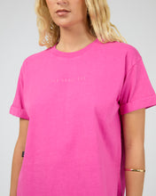 Load image into Gallery viewer, AAE Washed Tee - Fuschia

