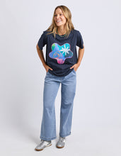 Load image into Gallery viewer, Party Applique Tee
