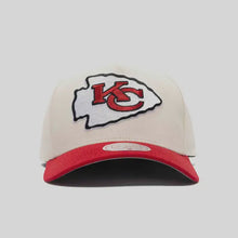Load image into Gallery viewer, NFL Off White Pro Pinch Snapback - Kansas City Chiefs
