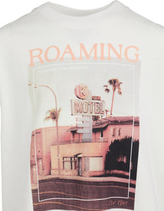 Roaming Boyfriend Tee