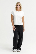 Load image into Gallery viewer, Avenue Pant - Black X
