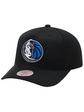 Load image into Gallery viewer, NBA Evergreen Snapback - Mavericks
