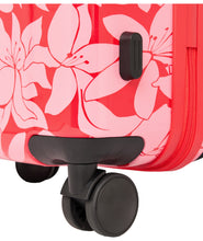 Load image into Gallery viewer, Like A Seashell Roller Suitcase

