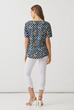 Load image into Gallery viewer, Printed V-Neck Top
