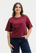 Load image into Gallery viewer, Becky Tee - Merlot
