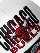 Load image into Gallery viewer, NBA Post Up Pro Pinch Snapback - Bulls
