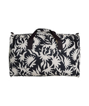 Load image into Gallery viewer, Weekender - White/Black
