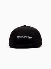 Load image into Gallery viewer, NHL Evergreen Team Pro Pinch Snapback - Anaheim Ducks
