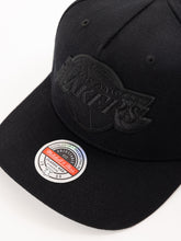 Load image into Gallery viewer, NBA Black On Black Snapback - Los Angeles Lakers
