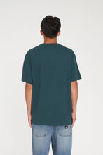 Load image into Gallery viewer, Sup Tee 190/League - Emerald
