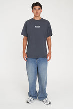 Load image into Gallery viewer, Sup Tee 190/Parallel - Asphalt
