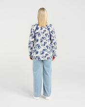 Load image into Gallery viewer, Hassey Top
