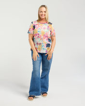 Load image into Gallery viewer, Lina Top - Floral Canvas
