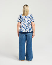 Load image into Gallery viewer, Zoe Top - Blue Mist

