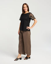 Load image into Gallery viewer, Selah Top - Black
