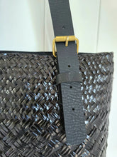 Load image into Gallery viewer, Suwan Tote Bag
