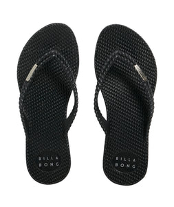 Kick Back Thong - Blacks