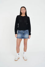 Load image into Gallery viewer, Ziggy Cruise LS Top - Black
