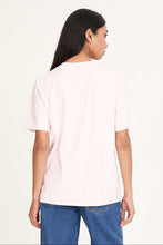 Load image into Gallery viewer, Classic Tee/Garden party - Mellow Pink
