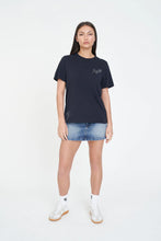 Load image into Gallery viewer, Clasic Tee 170/Florette - Navy
