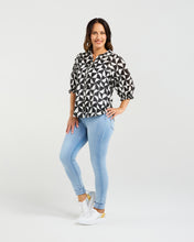 Load image into Gallery viewer, Tessa Blouse - Windmill

