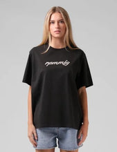 Load image into Gallery viewer, Flow Tee - Charcoal
