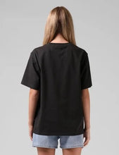 Load image into Gallery viewer, Flow Tee - Charcoal
