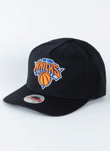 Load image into Gallery viewer, NBA Evergreen Stretch Snapback - Knicks
