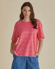 Load image into Gallery viewer, Relax Boxy tee - Pink/Red Stripe
