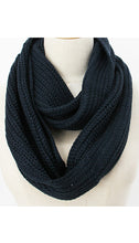 Load image into Gallery viewer, Short Knit Snood
