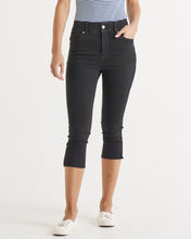 Load image into Gallery viewer, Camila Crop Jeans - Black

